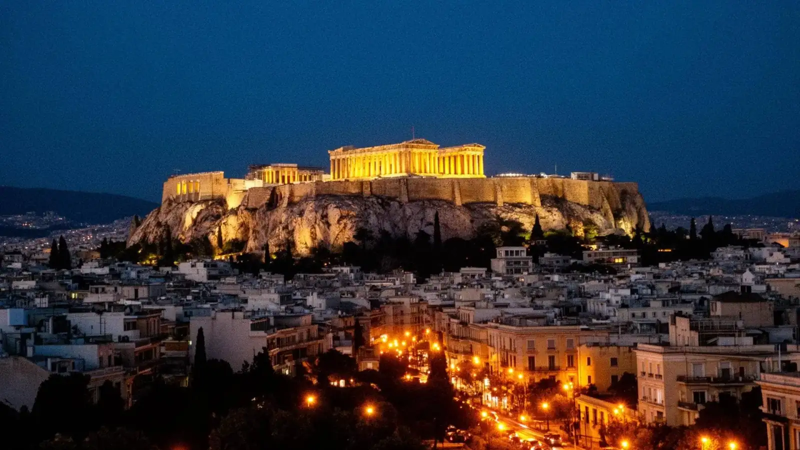 Athens by Night Private Tour — Private nightlife experience